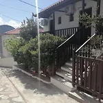 Lilian Front 3 Skopelos