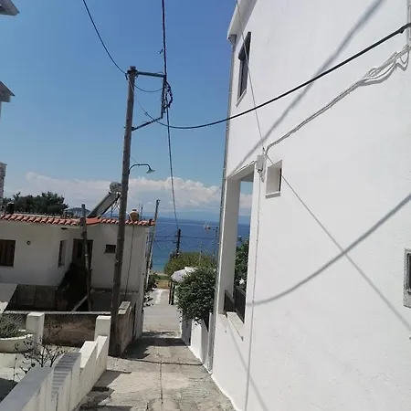 Lilian Front 3 Skopelos * Panormos (Skopelos)
