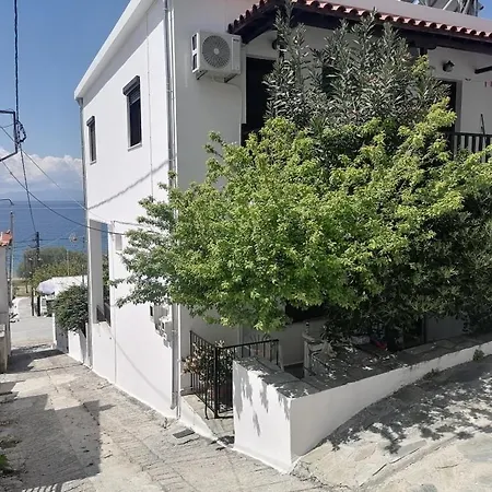 Lilian Front 3 Skopelos Apartment Panormos (Skopelos)
