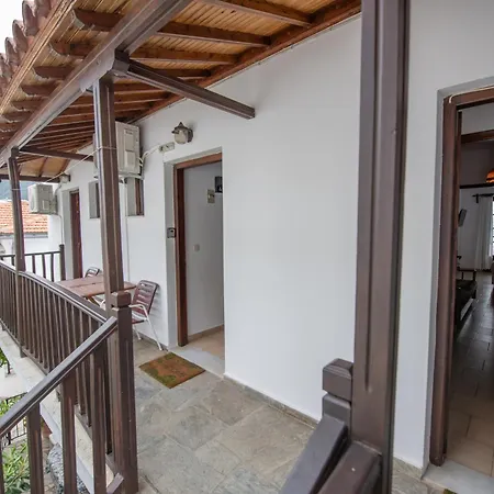 Lilian Front 3 Skopelos *