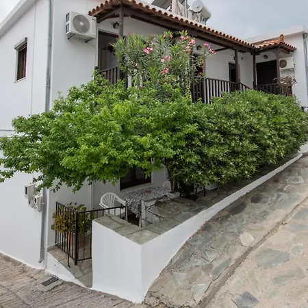 Lilian Front 3 Skopelos Apartment