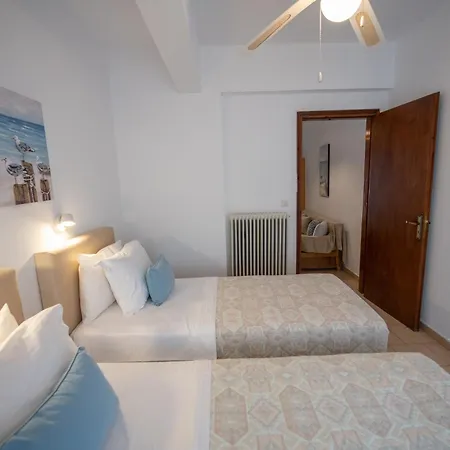 Lilian Front 3 Skopelos Apartment Panormos (Skopelos)