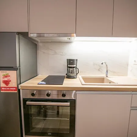 Lilian Front 3 Skopelos * Panormos (Skopelos)