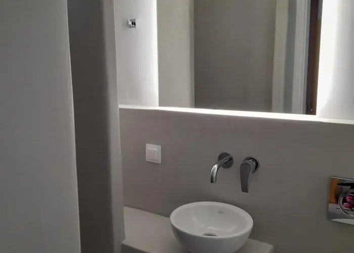 Lilian Front 3 Skopelos * Panormos (Skopelos)