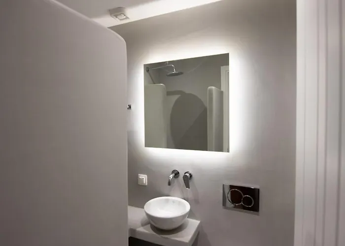 Lilian Front 3 Skopelos