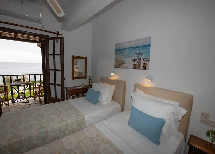 Lilian Front 3 Skopelos Panormos (Skopelos)